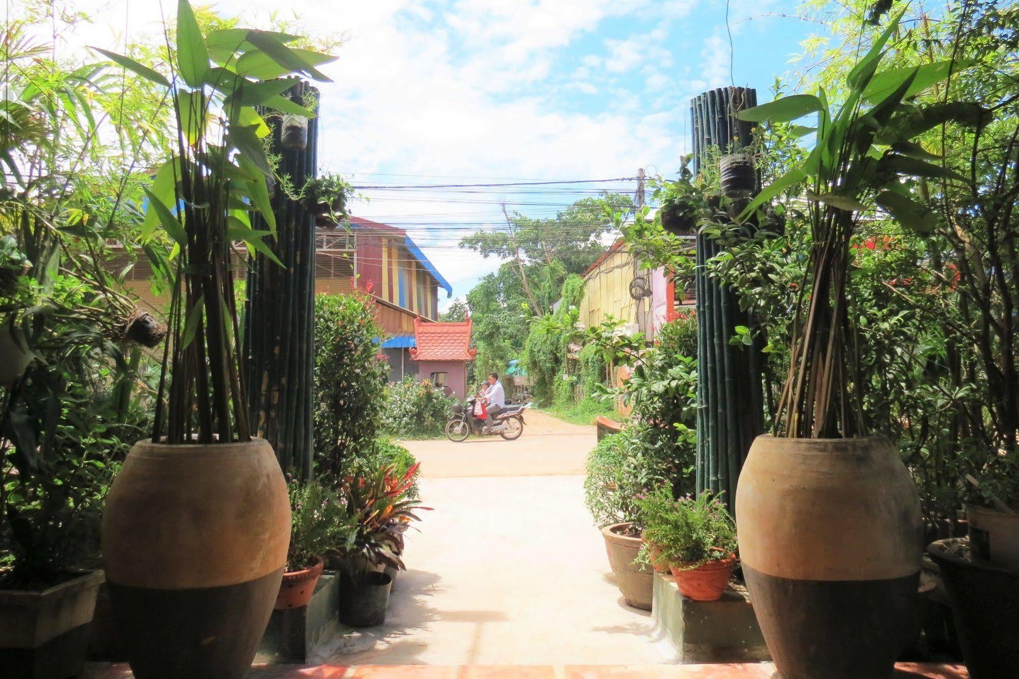 Panda Angkor Inn Siem Reap Dış mekan fotoğraf